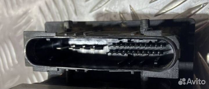 Блок ABS Toyota Camry V40