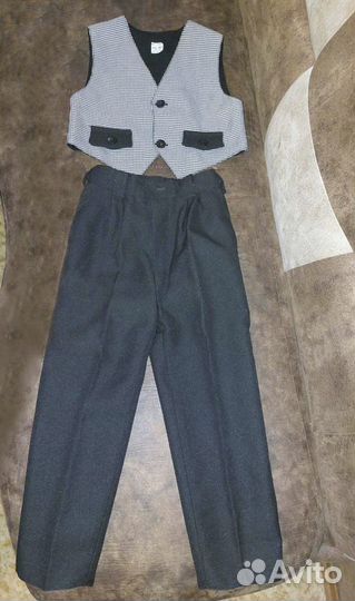 Костюм для мальчика (жилет, брючки) на рост 92 см