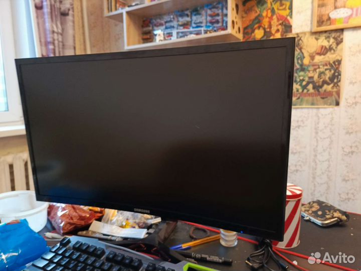 Монитор Samsung C24RG50FQI