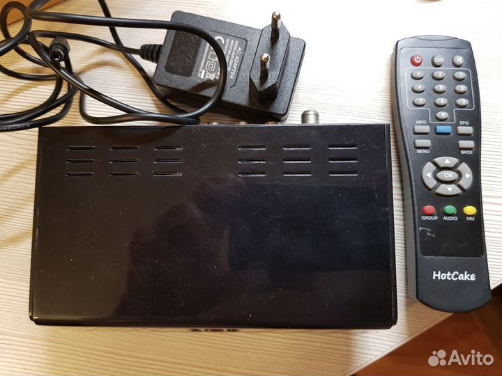 Спутниковая приставка ресивер