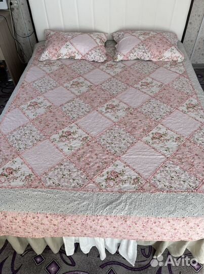 Покрывало на двухспальную кровать