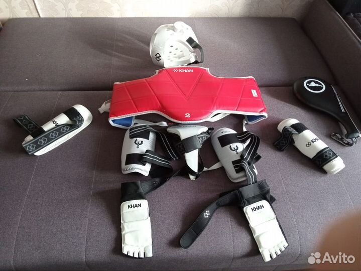 Полная экипировка для спарринга тхэквондо защита