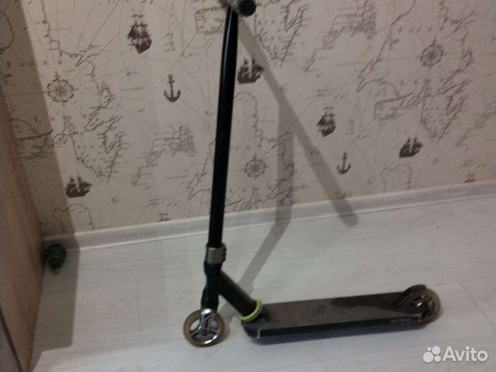 Трюковой самокат tech team ragtag