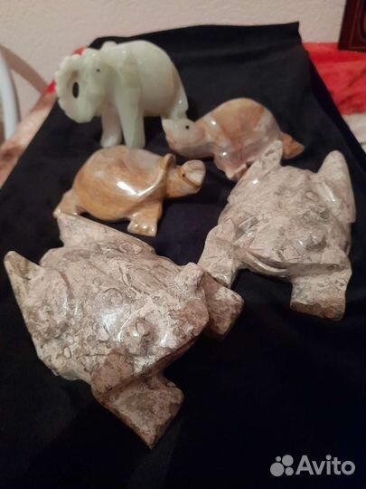 Фигурки для литотерапии, оникс, яшма