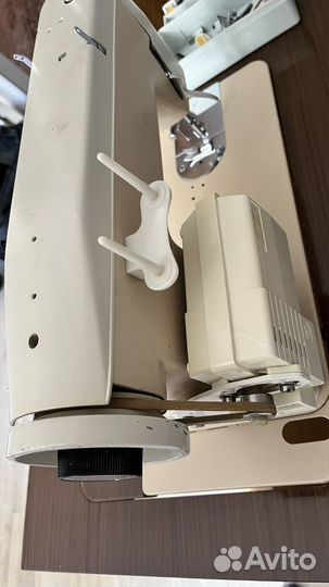 Швейная машинка radom 466 с тумбой