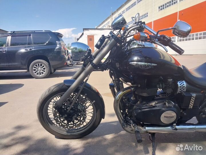 Triumph Speedmaster 2011