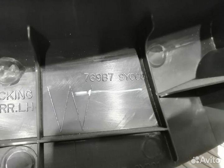 Накладка на порог задняя левая Nissan Teana J31