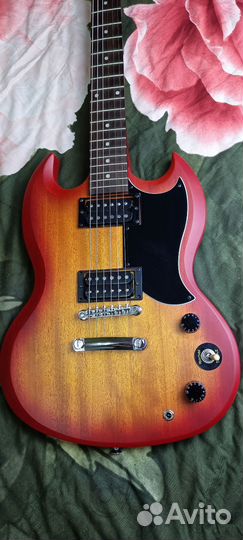 Электрогитара Epiphone SG