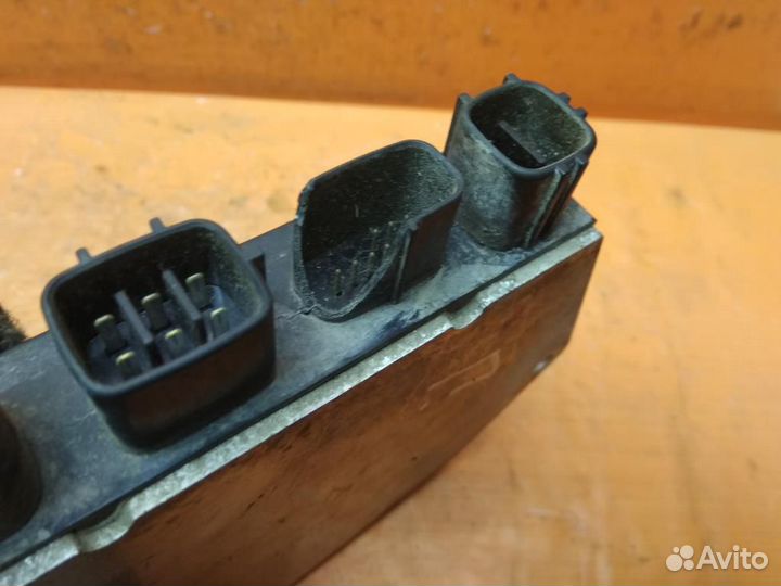 Блок электронный Lexus IS 250/350 (2005-2013)