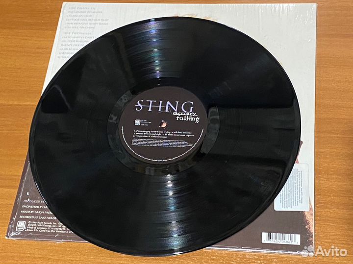 Пластинка sting