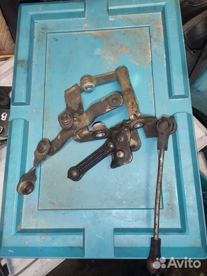 Кулиса выборка передач VW Golf 4 1.4 1.6 МКПП 02К