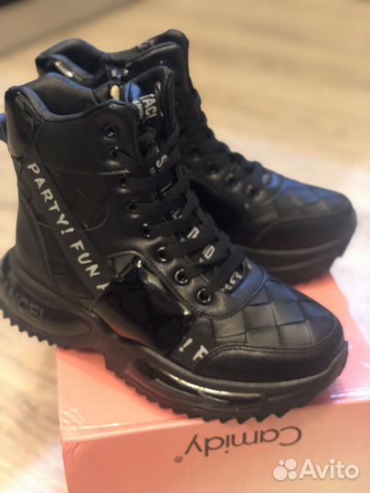 Ботинки демисезонные для девочки 37,5 размер