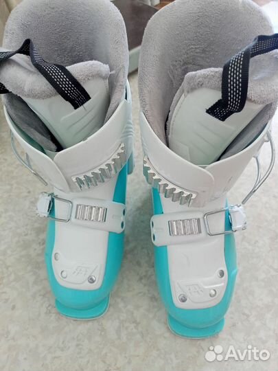 Горнолыжные ботинки детские