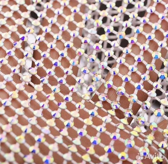 Сетка со стразами разных цветов
