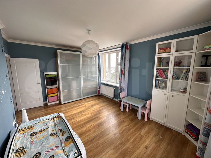 4-к. квартира, 79 м², 33/45 эт.