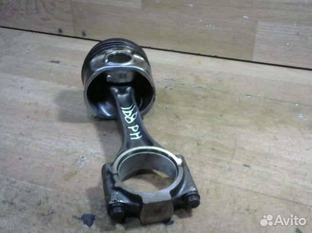 Поршень Skoda Octavia A5 restailing 03LA