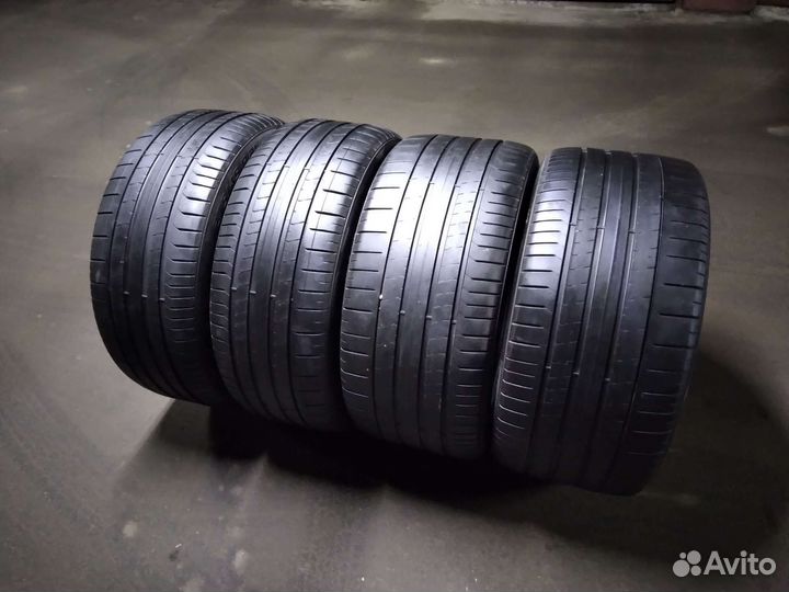 Pirelli P Zero PZ4 275/45 R21 и 315/40 R21 111Y