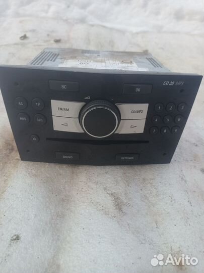 Штатная магнитола Opel Astra H / zafira b