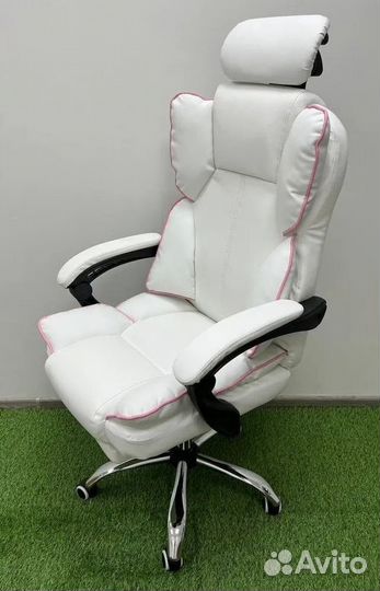 Офисное кресло (геймерское). Кресло для директора