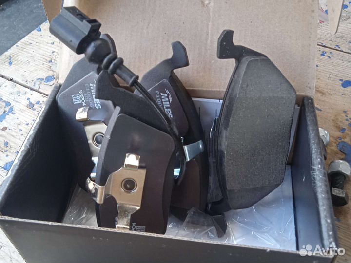 Тормозные колодки VW, Skoda