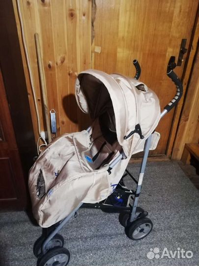 Каляска детская прогулочная