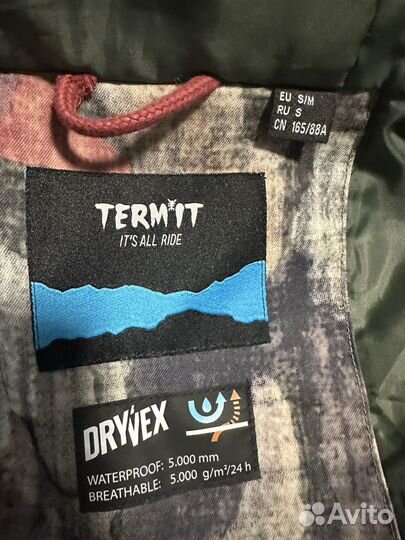 Куртка для сноуборда женская