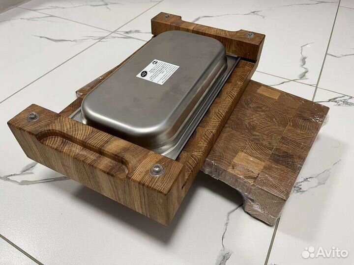 Торцевая разделочная доска с гастроемкостью