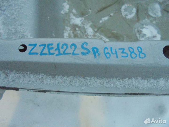 Ванна Toyota Corolla Spacio ZZE122 1ZZ-FE 2005/9