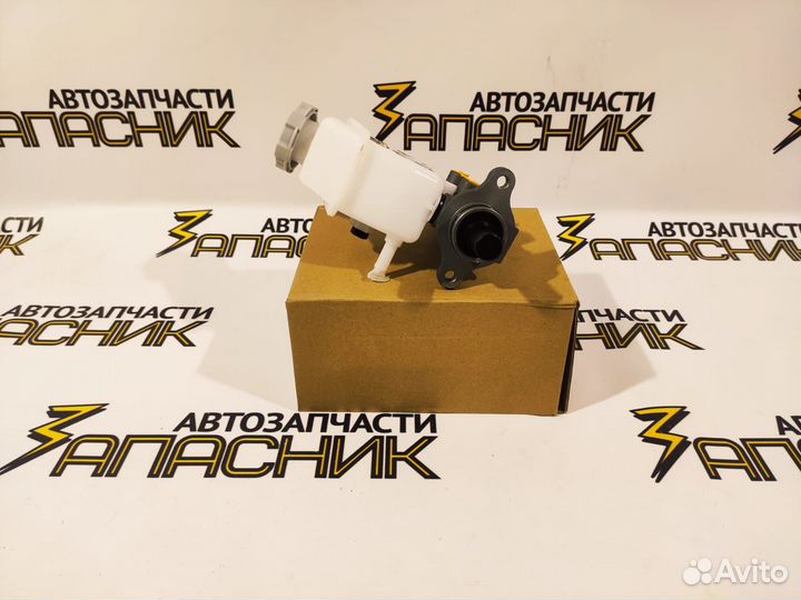 Цилиндр тормозной главный с бачком Solaris 11