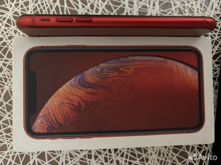 iPhone Xr, 64 ГБ