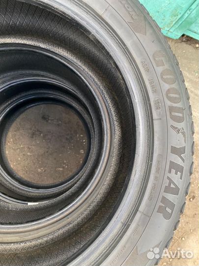 Goodyear Ultragrip Ice Arctic 235/50 R18 101T