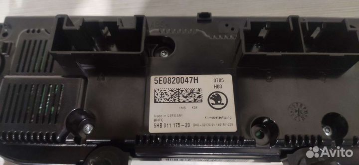 Блок управления отопителем 5E0 820 047 H