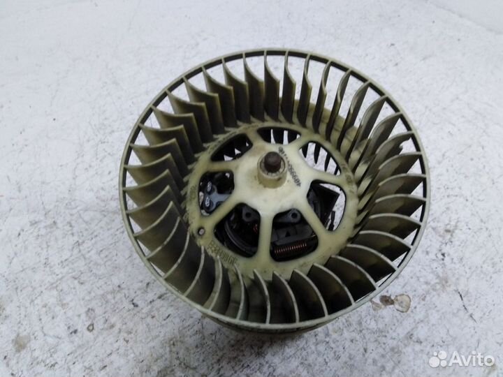 Моторчик печки Мерседес