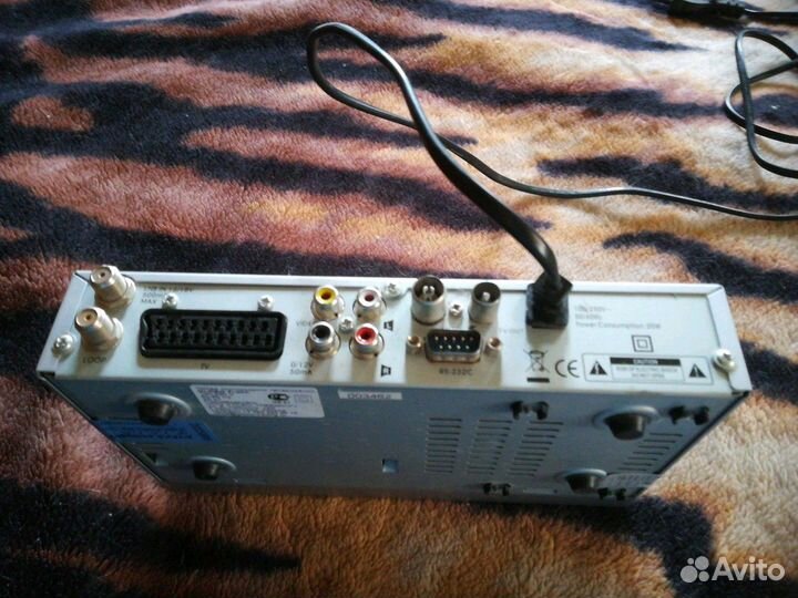 Антенна спутниковая с тюнером спутникового тв