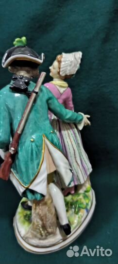 Фарфоровые статуэтки