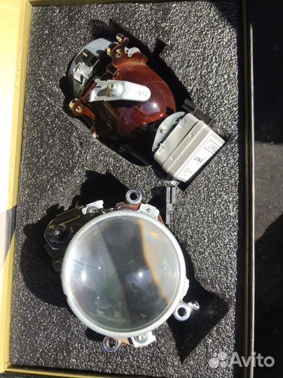 Биксеноновые линзы 3 дюйма ксенон оригинал Ford