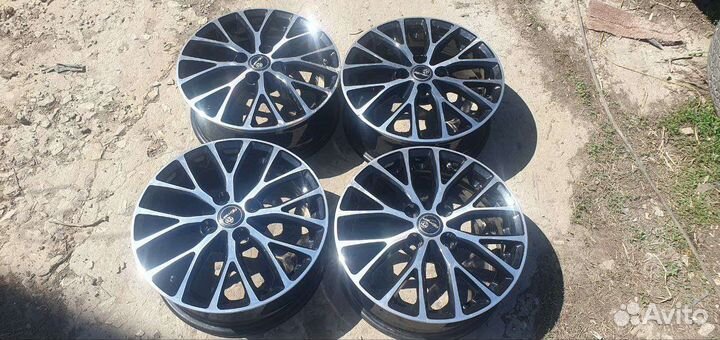 Продаю литые диски RST R015