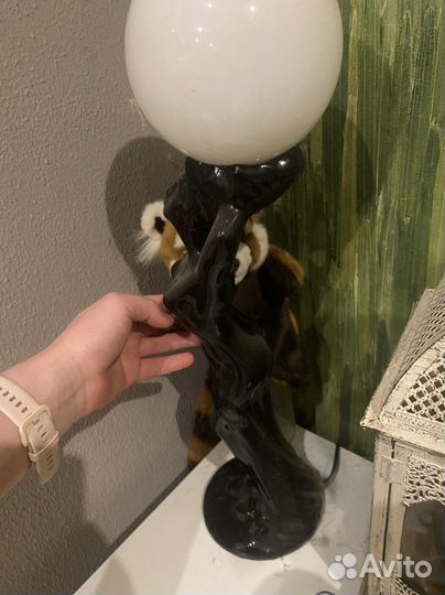 Лампа настольная