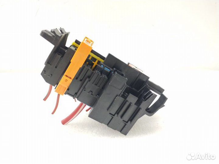 Блок предохранителей салонный Mercedes-Benz