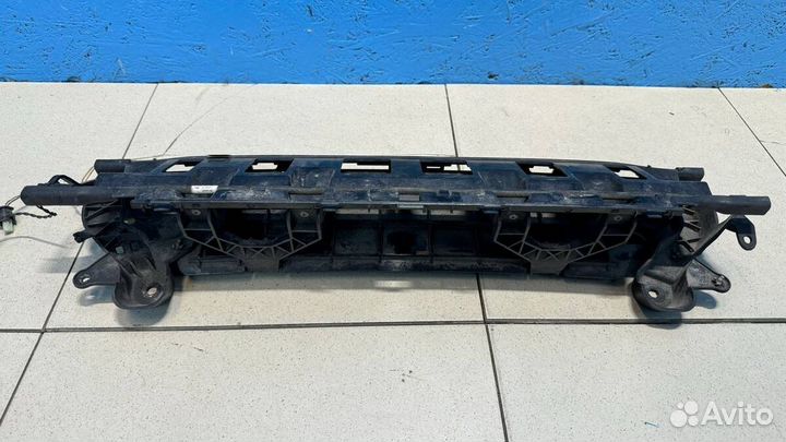 Кронштейн бампера Mercedes W205 A2058858200