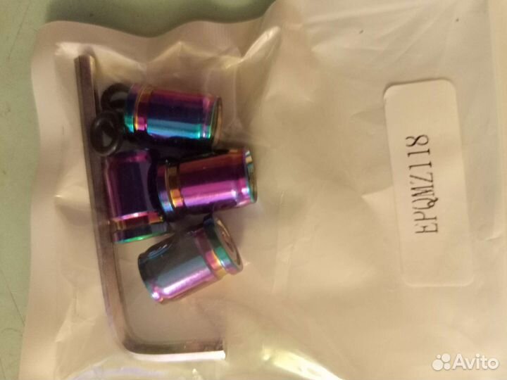 Колпачки противоугонные на нипель