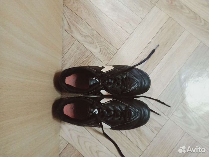 Футбольные бутсы 36 размер