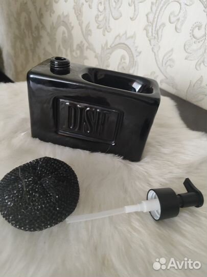 Кухонный дозатор с подставкой для губки