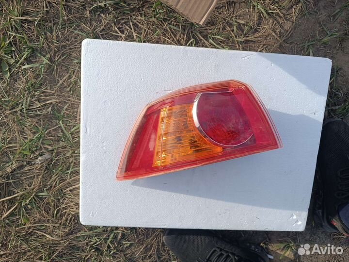 Фары на lancer 10