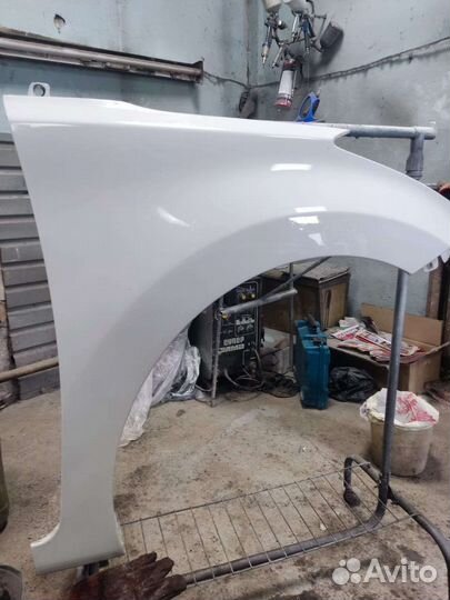 Дверь, крыло