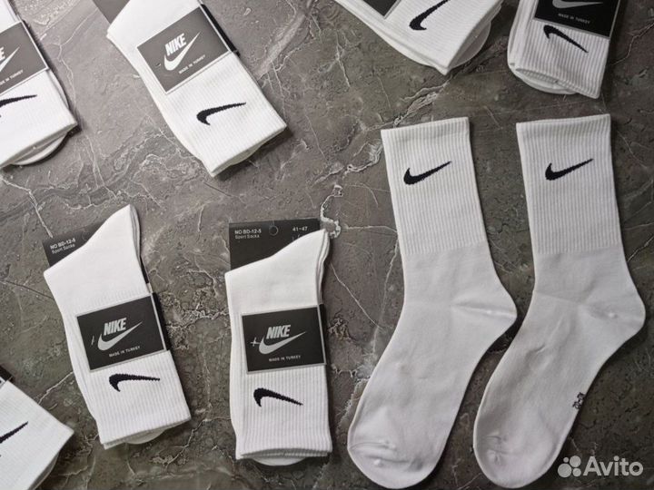 Носки Nike высокие белые