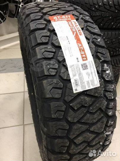 Maxxis AT-811 Razr AT 285/75 R16