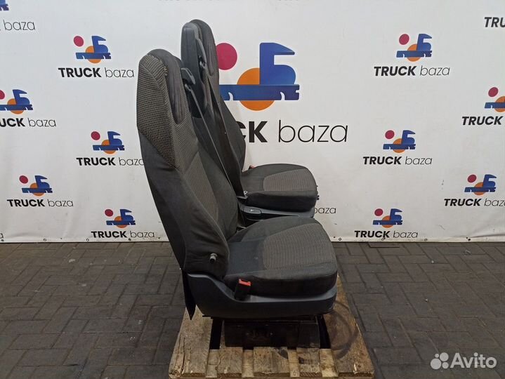 1879026 Комплект сидений Daf XF105