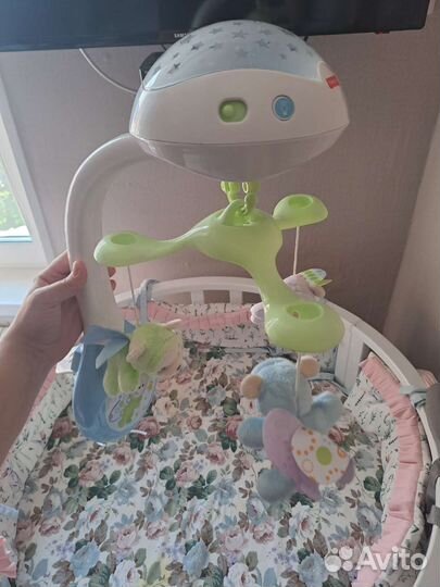 Мобиль на кроватку с проектором