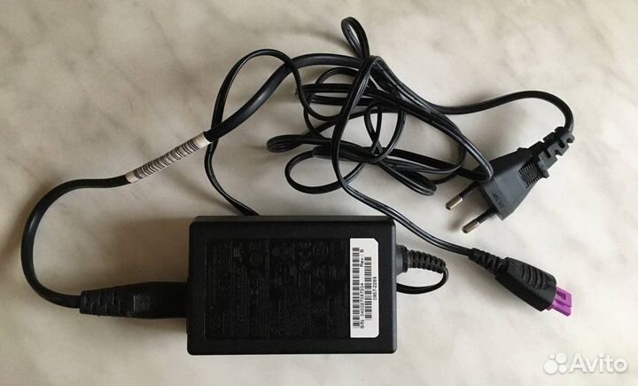 Принтер hp deskjet d1663